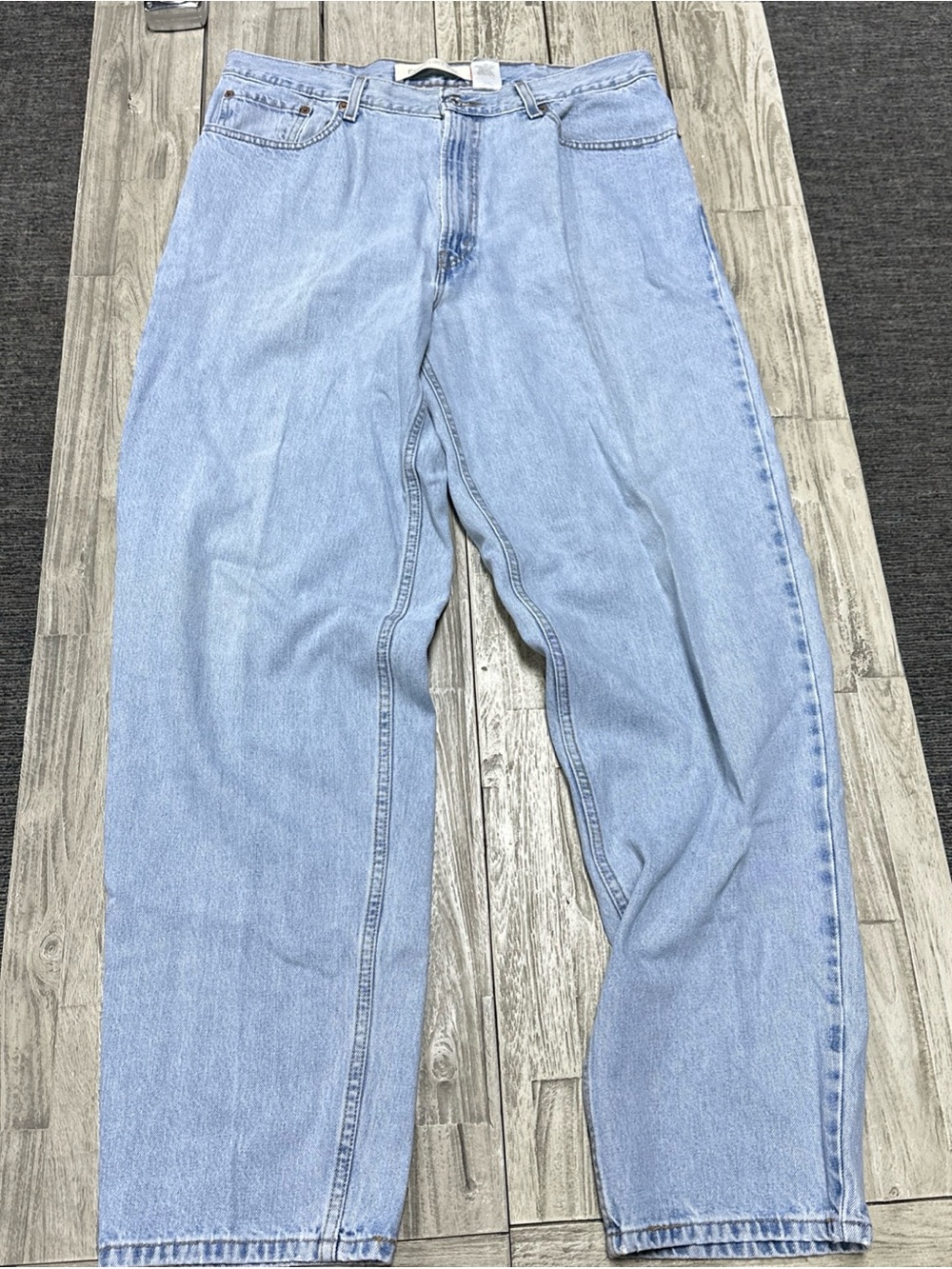Vintage Levis 560 Comfort Fit Jeans Mens 38x36 100% Cotton Baggy Tapered Leg y2k
